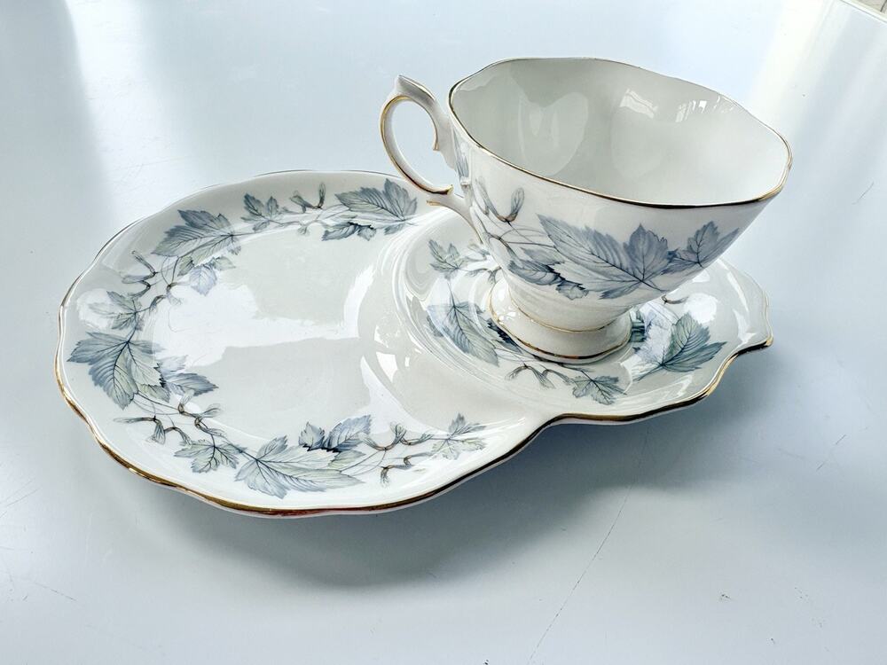 Royal Albert Bone China Silver Maple Tea Cup Snack Plate England Gold Rim